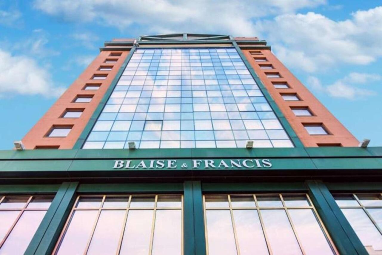 فندق ميلانفي  بيست ويسترن بليز&فرانسيس المظهر الخارجي الصورة